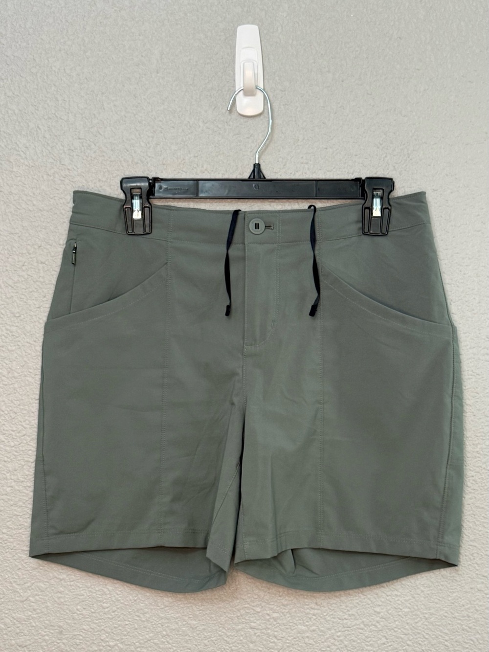 Patagonia | Women’s High Spy Shorts 6” | Grey | Size 8